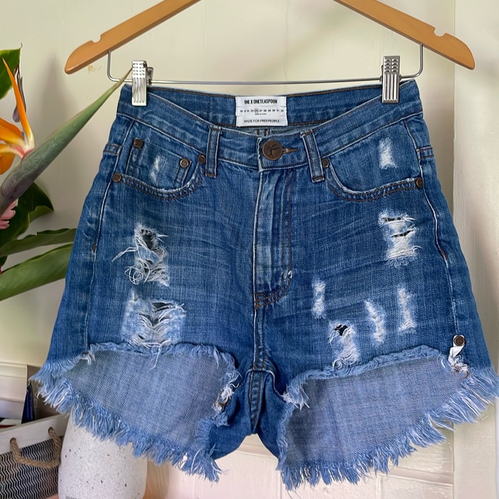 One X Oneteaspoon Denim Shorts x High Waist Bonita